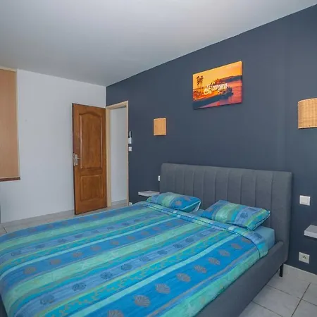 Quiet House With Pool, Ideal For Families Villa