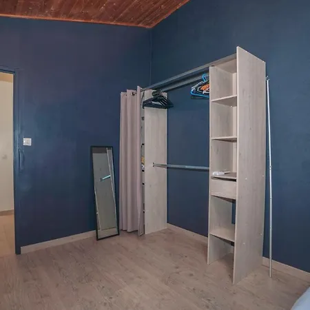Quiet House With Pool, Ideal For Families Villa