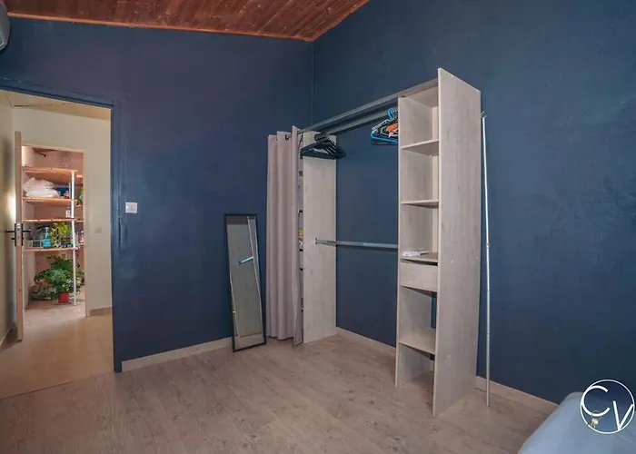 Quiet House With Pool, Ideal For Families Villa