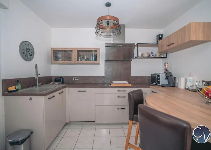 Quiet House With Pool, Ideal For Families *